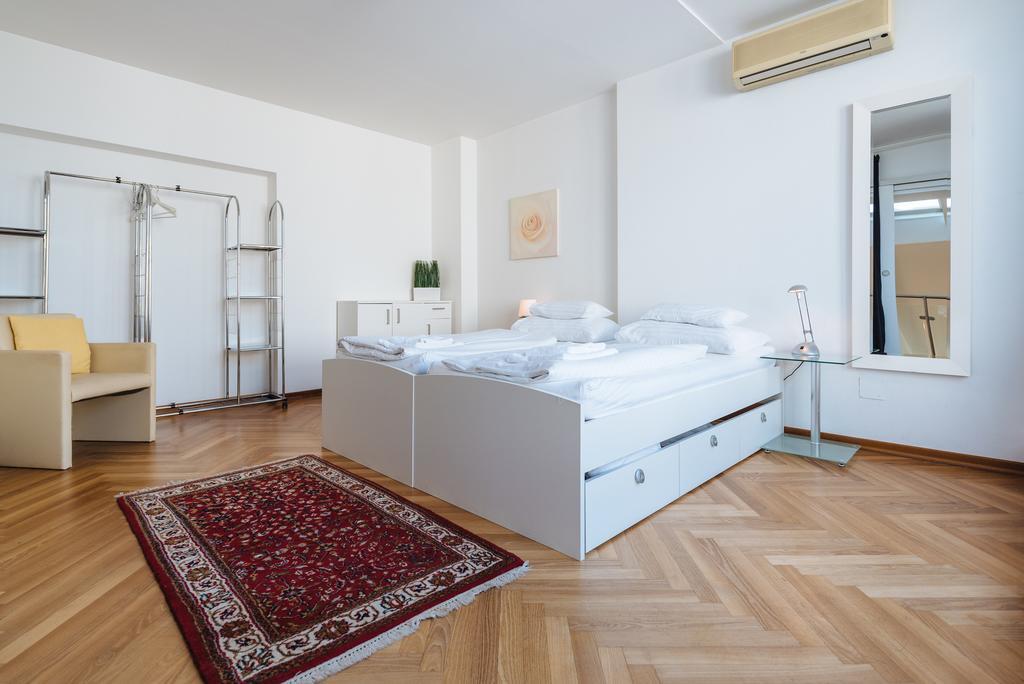 Next To Stateopera With Aircondition Appartement *