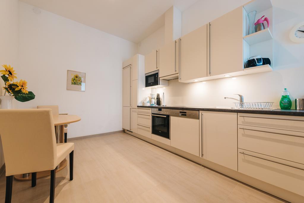 Apartments Next To Vienna Stateopera With Aircondition Viena